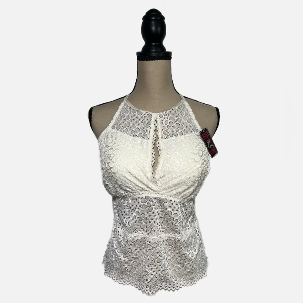Just One Ivory Lace Peekaboo V Neck Camisole Womens size Large